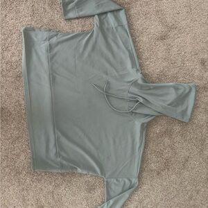 Performance cropped sports hoodie